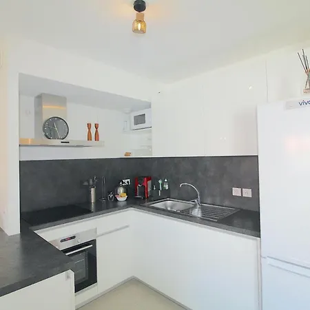 Alc - Mont8 - 8 Min Palais And Beaches דירה