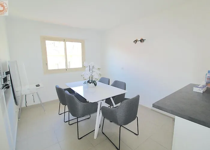 Alc - Mont8 - 8 Min Palais And Beaches Daire *